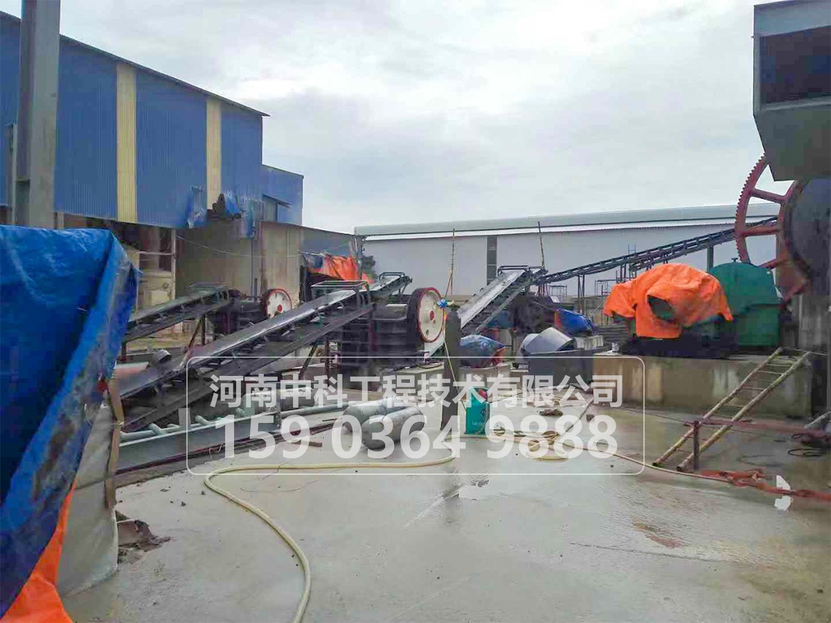 顎式破碎機的表示及大型、中型、小型定義