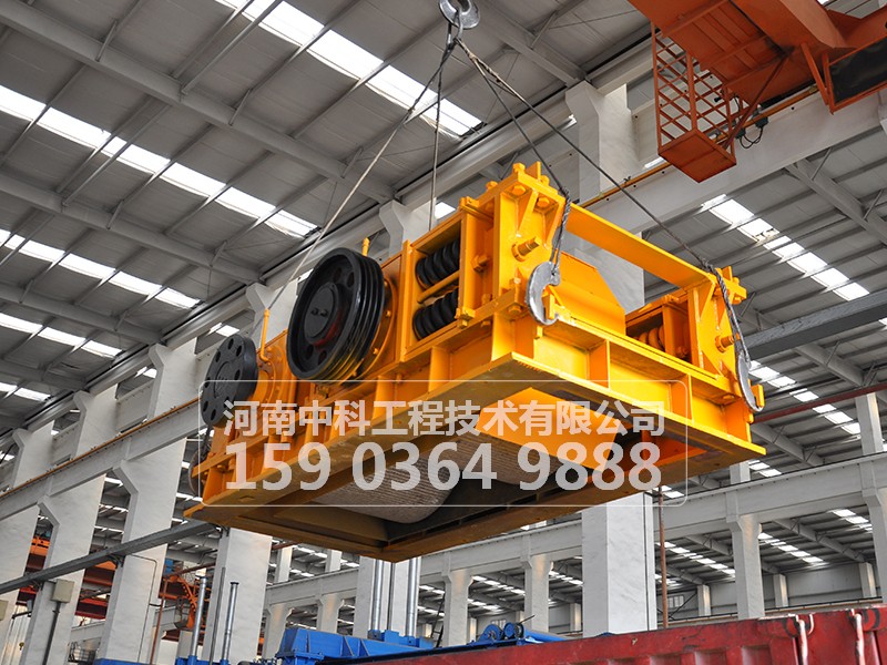 浮選機(jī)在開(kāi)停車時(shí)應(yīng)注意什么事項(xiàng)?